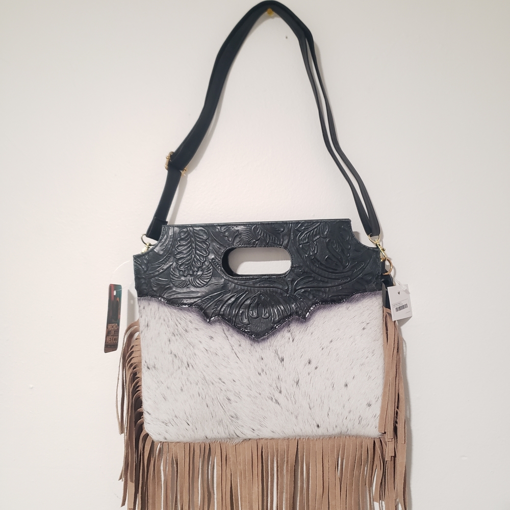 Elegant Black and White Fringe Tote - Picture 3 of 4